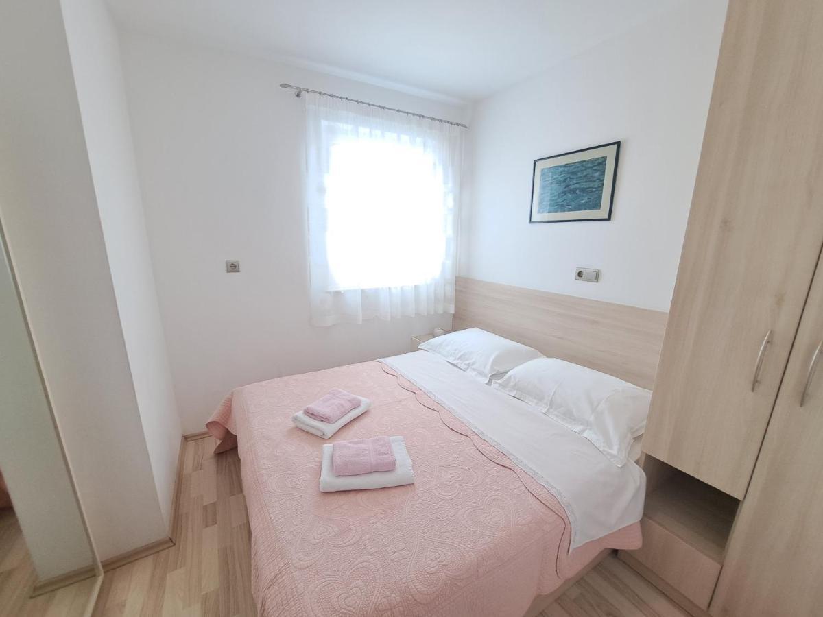 Apartments Fran I บัชกา ภายนอก รูปภาพ