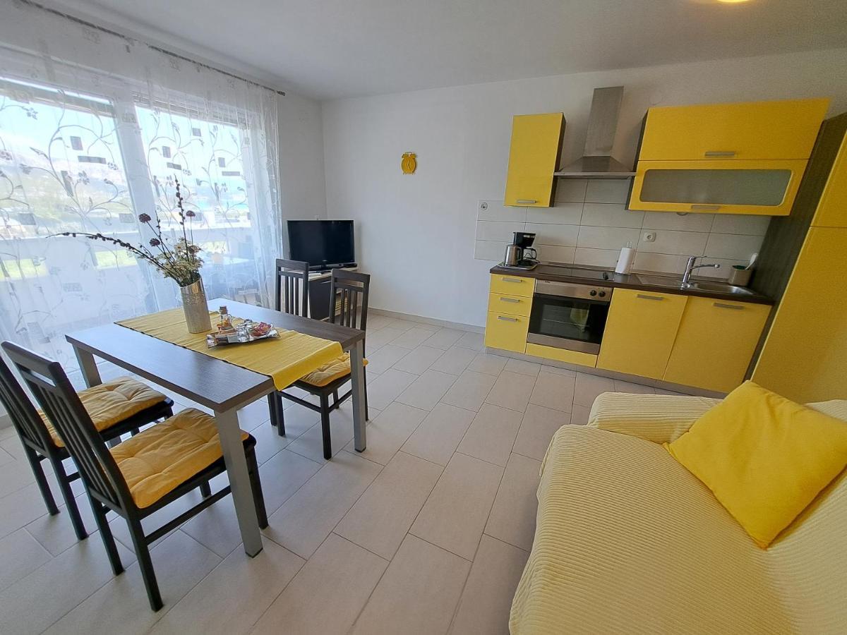 Apartments Fran I บัชกา ภายนอก รูปภาพ